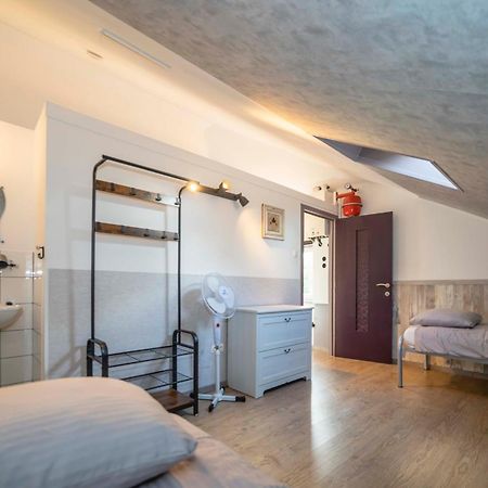 B&B De Kroonhoeve Beringen Eksteriør bilde