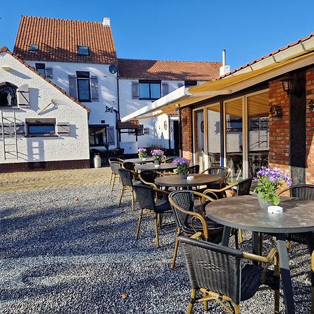 B&B De Kroonhoeve Beringen Eksteriør bilde
