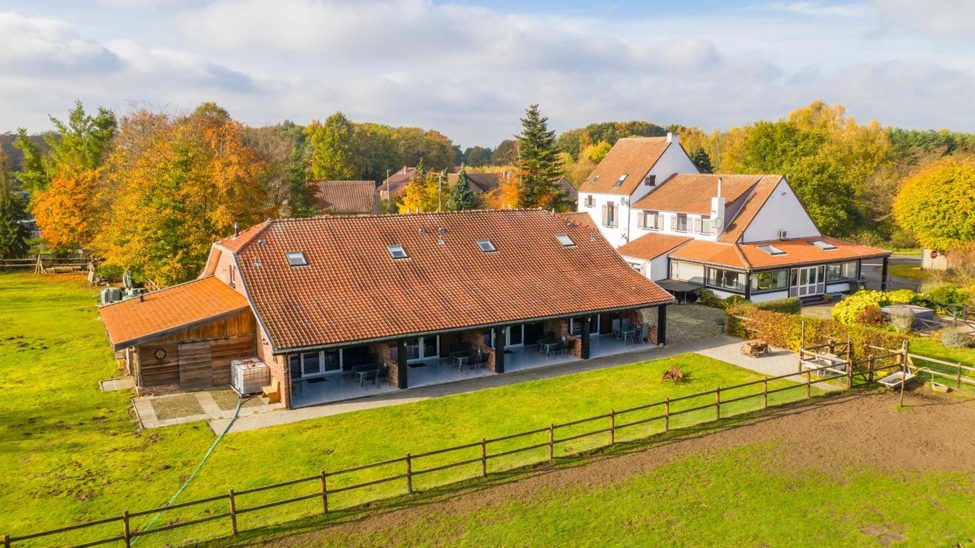 B&B De Kroonhoeve Beringen Eksteriør bilde